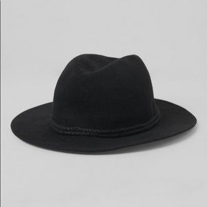 Prana Chrea Hat